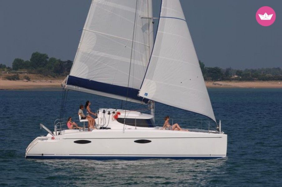 Catamaran FOUNTAINE PAJOT MAHE 36 11m. Charter in Antigua And Barbuda