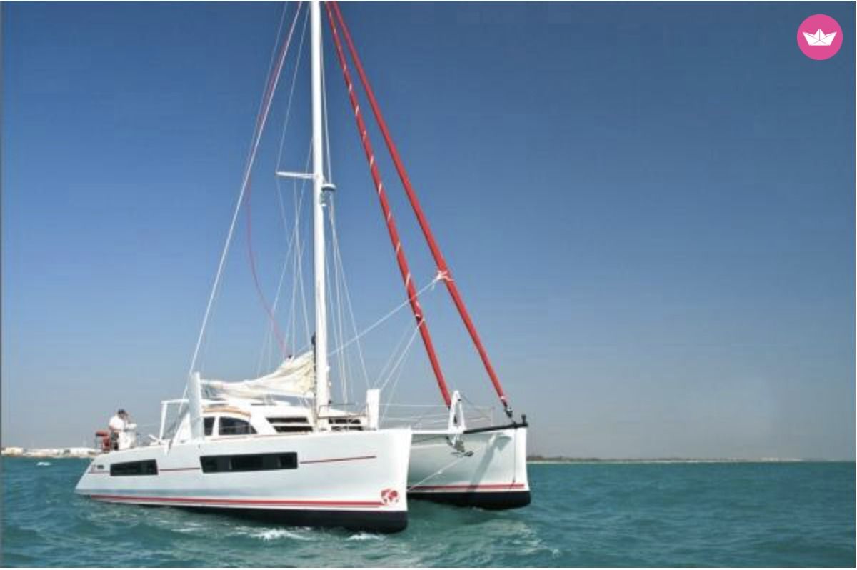 Catamaran Catana Catana 47 CI with watermaker & A/C - PLUS 14.02m. Charter in New Caledonia
