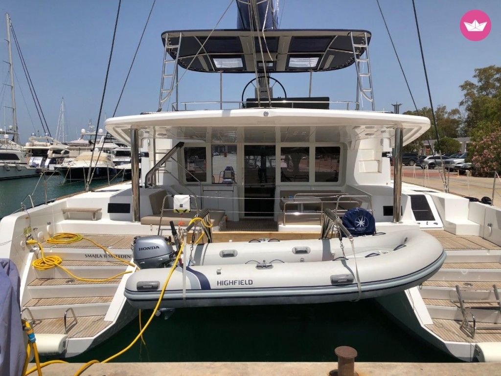 Catamaran LAGOON 52 15.84m. rental Elliniko