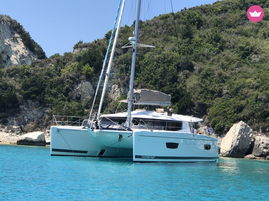Catamaran FOUNTAINE PAJOT HELIA 44 13.4m. rental Bonifacio