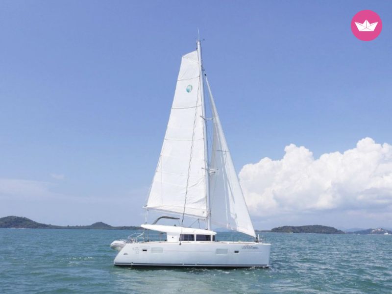 Catamaran LAGOON 400 11.98m. Charter in Thailand