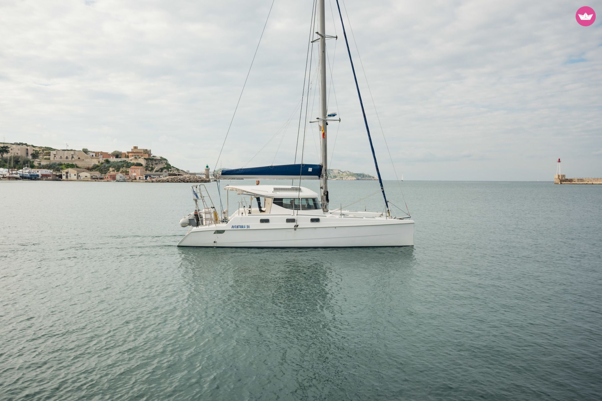 Catamaran Go Catamaran Aventura 36 10.8m. rental Marseille