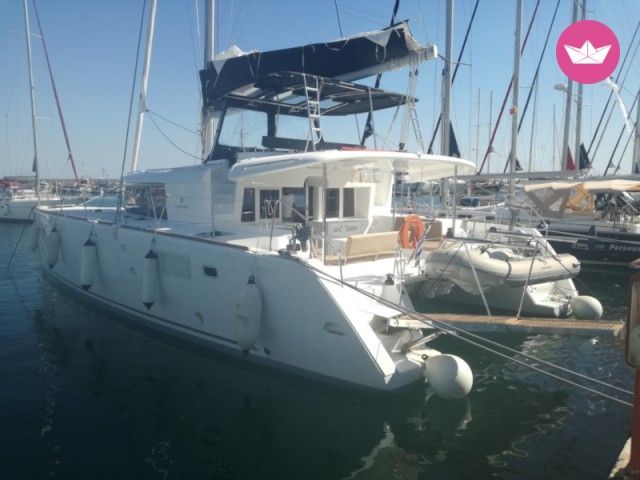 Catamaran LAGOON 450 Flybridge 13.96m. Charter in Greece