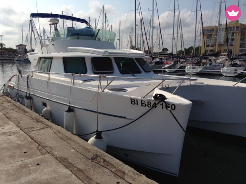 Catamaran FOUNTAINE PAJOT MARYLAND 37 11.2m. rental Saint Cyprien