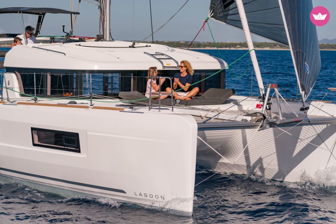 Catamaran LAGOON 40 11.74m. rental Salerno