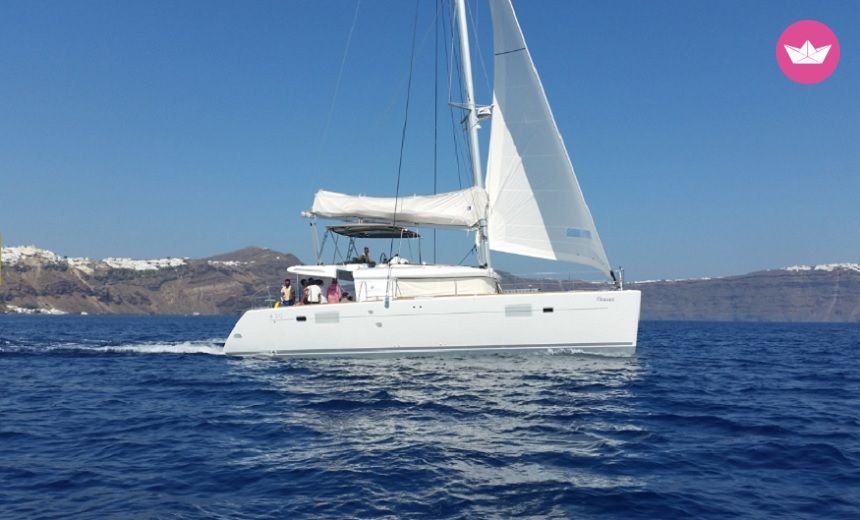 Daily cruises in the Caldera of Santorini with Lagoon 450! rental Thira