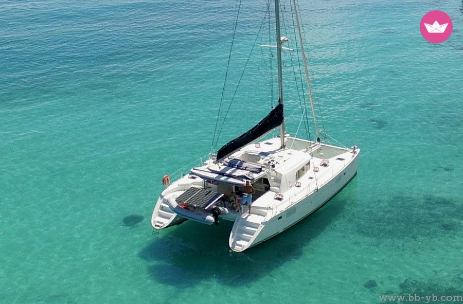 Catamaran LAGOON 440 13.61m. rental Ciutadella De Menorca