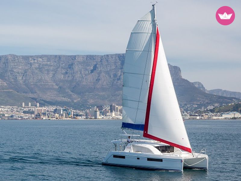 Catamaran Sunsail 404 11.97m. Charter in St Martin