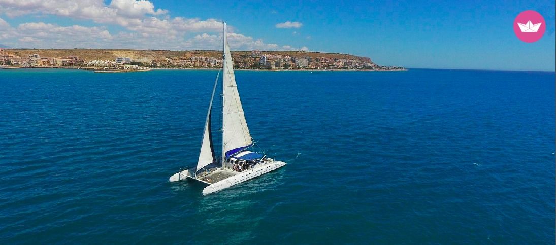 Alicante Catamaran Tahiti 75 rental Alacant