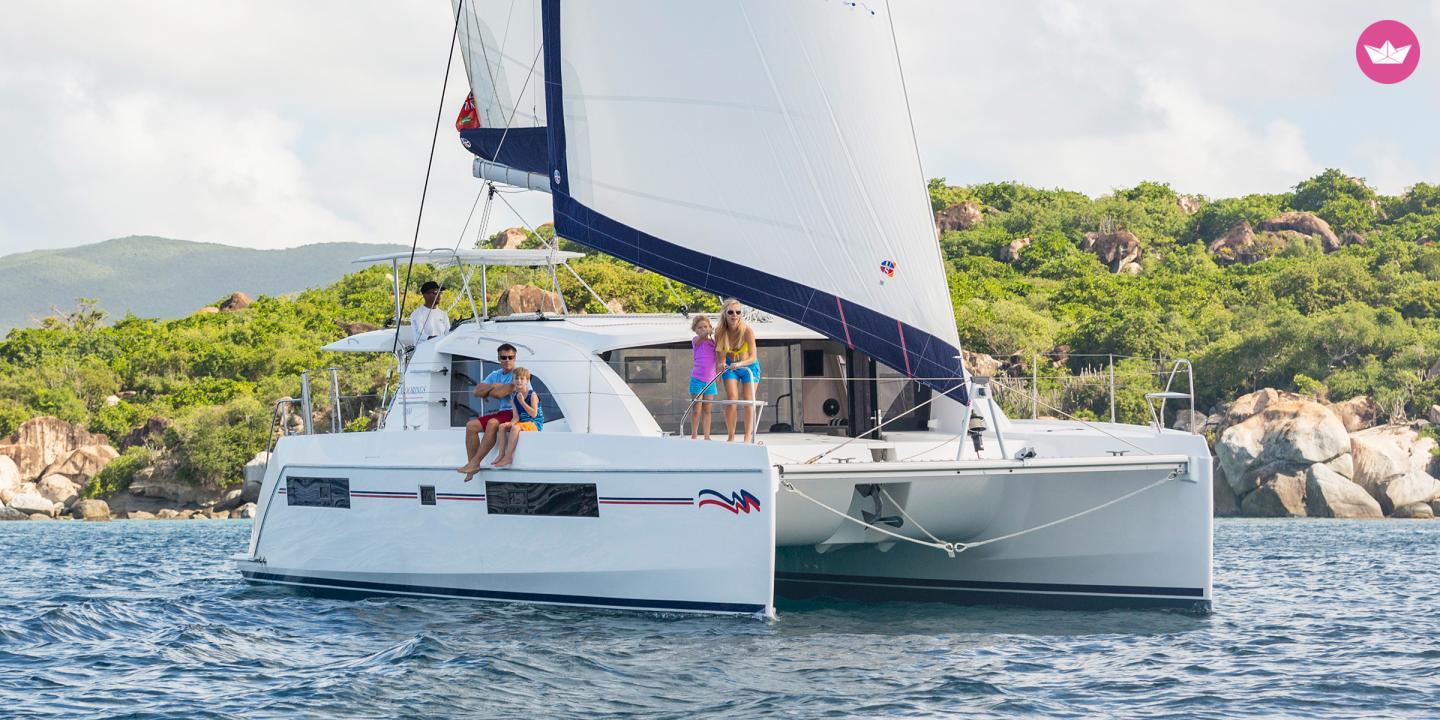 Catamaran ROBERTSON & CAINE Leopard 45 13.72m. rental Procida