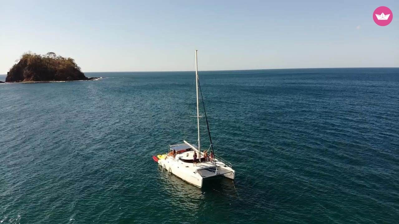 Sea Shell Sailing Catamaran Charter in Costa Rica