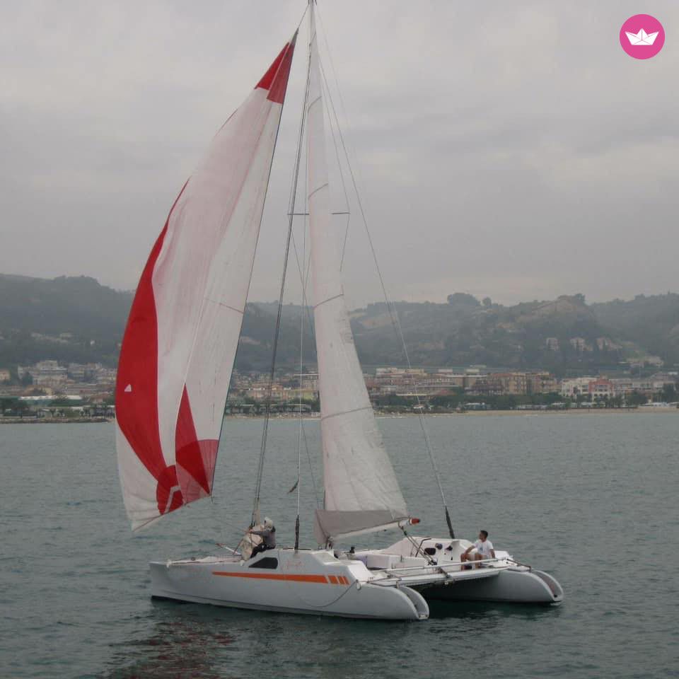 Catamaran Bergamini 9.9 9.9m. rental Porto San Giorgio