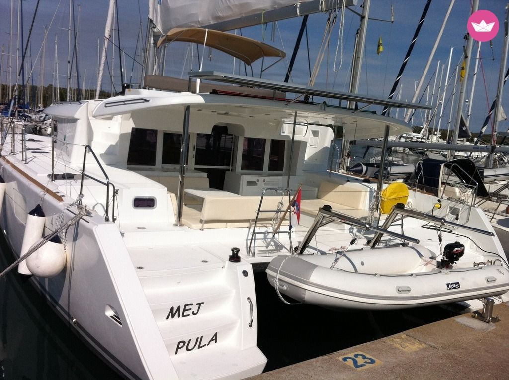 Lagoon 45 (2013) rental Pula