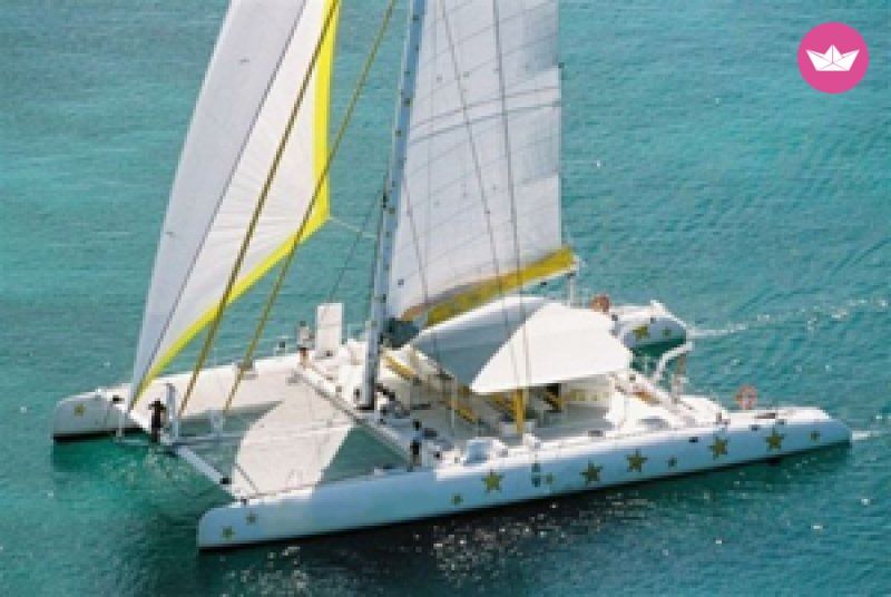 25m Catamaran Charter in Malta