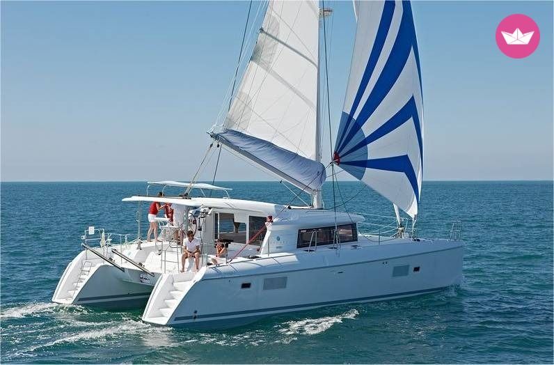 Catamaran LAGOON LAGOON 421 12.61m. rental Agde