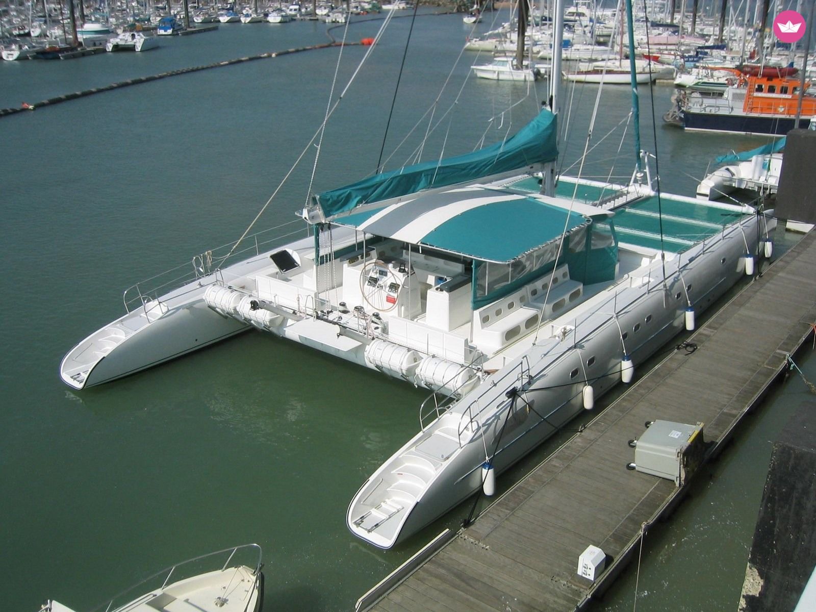 Catamaran Tahiti 75 23.7m. rental Málaga