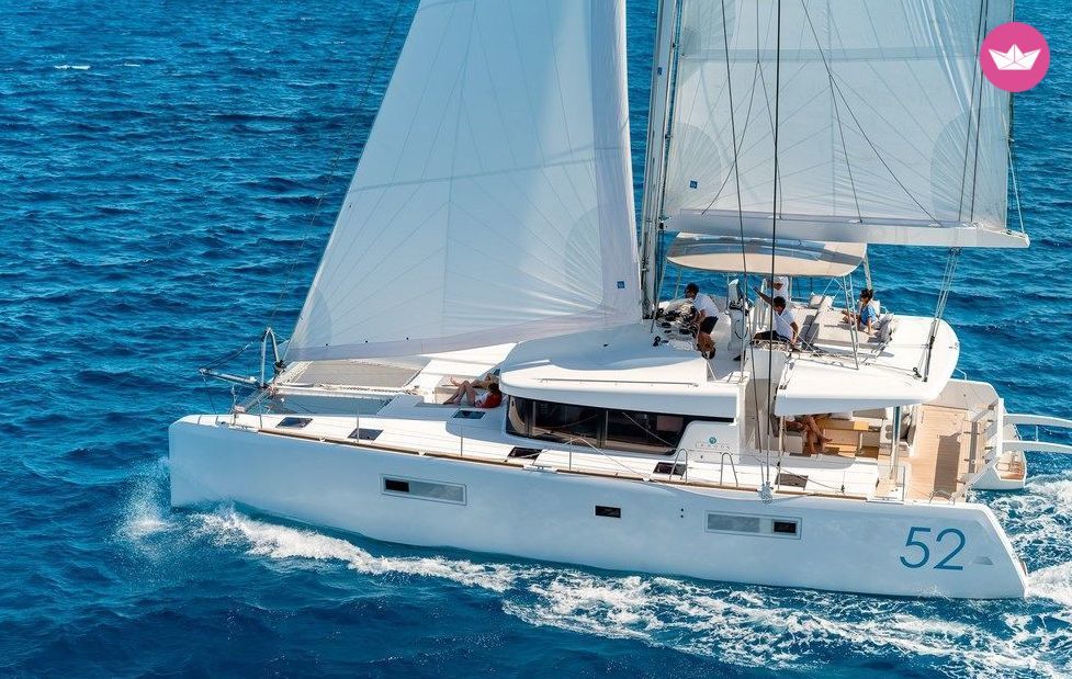 Catamaran LAGOON LAGOON 52 F 16m. Charter in France