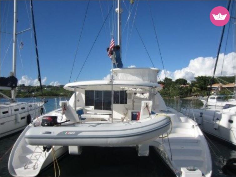Leopard 46 Crewed charter for 4 people Charter in Saint Vincent And The Grenadines