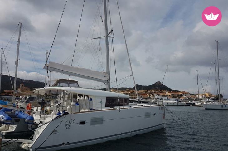 Catamaran LAGOON 400 S2 11.97m. rental Cannigione