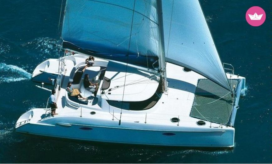 CATAMARAN LAVEZZI 40 Charter in Malta