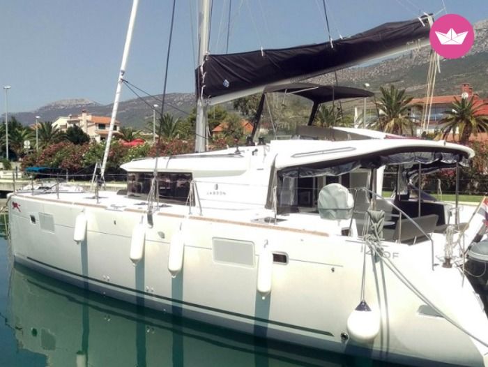 Catamaran LAGOON 450F 13.96m. rental Kaštel Gomilica