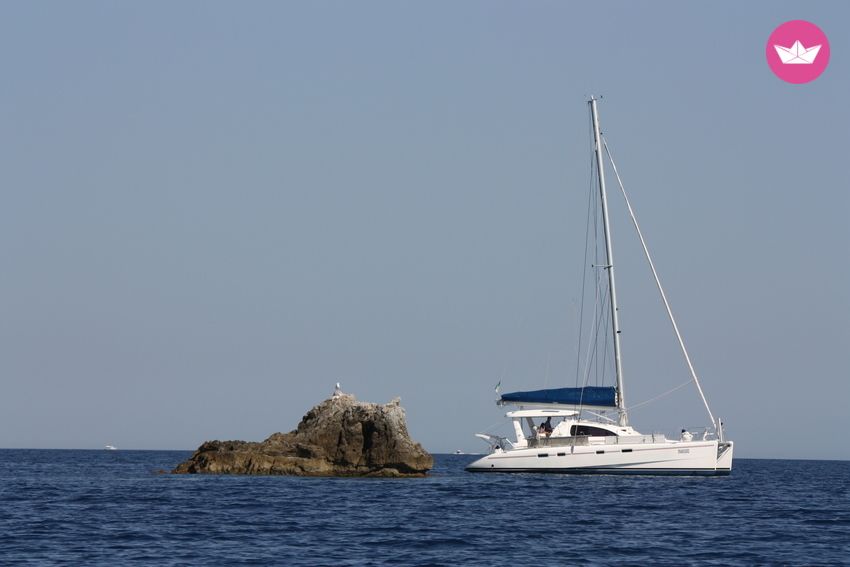 Catamaran LEOPARD - ROBERTSON & CAINE Maranto 13 14m. rental Tropea