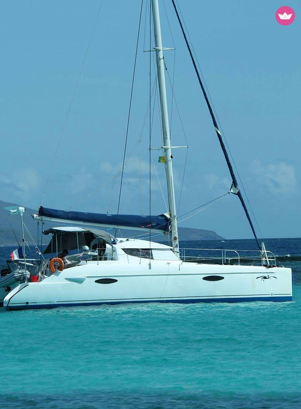 Catamaran FOUNTAINE PAJOT LAVEZZI 40 13m. Charter in Guadeloupe