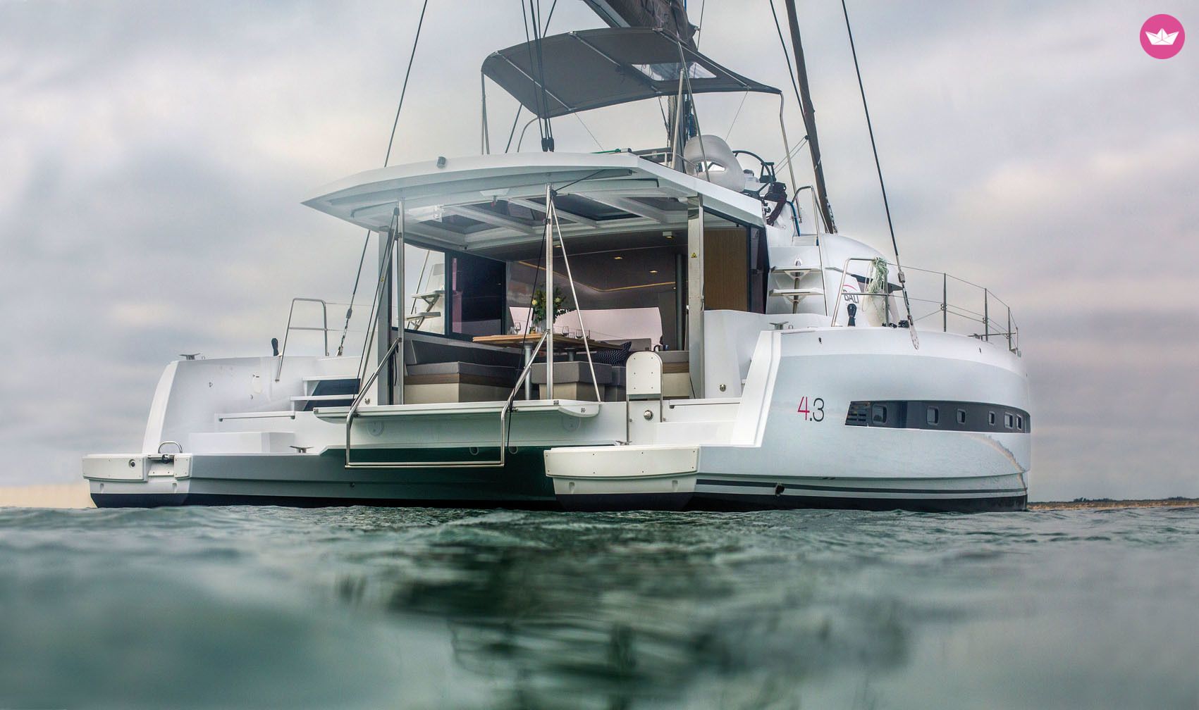 Catamaran Catana Bali 4.3 13.2m. rental Napoli