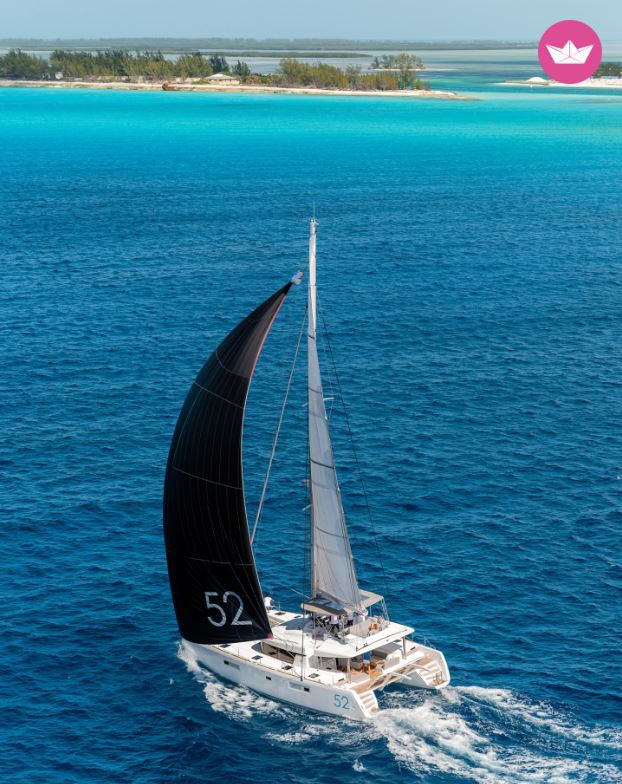 Catamaran LAGOON LAGOON 52 15.84m. Charter in Martinique