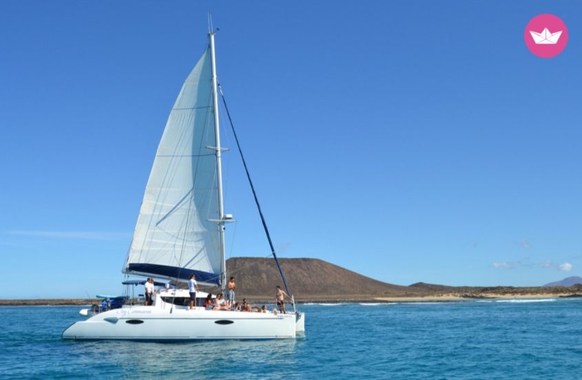 Catamaran FOUNTAINE PAJOT LAVEZZI 11.9m. rental Corralejo