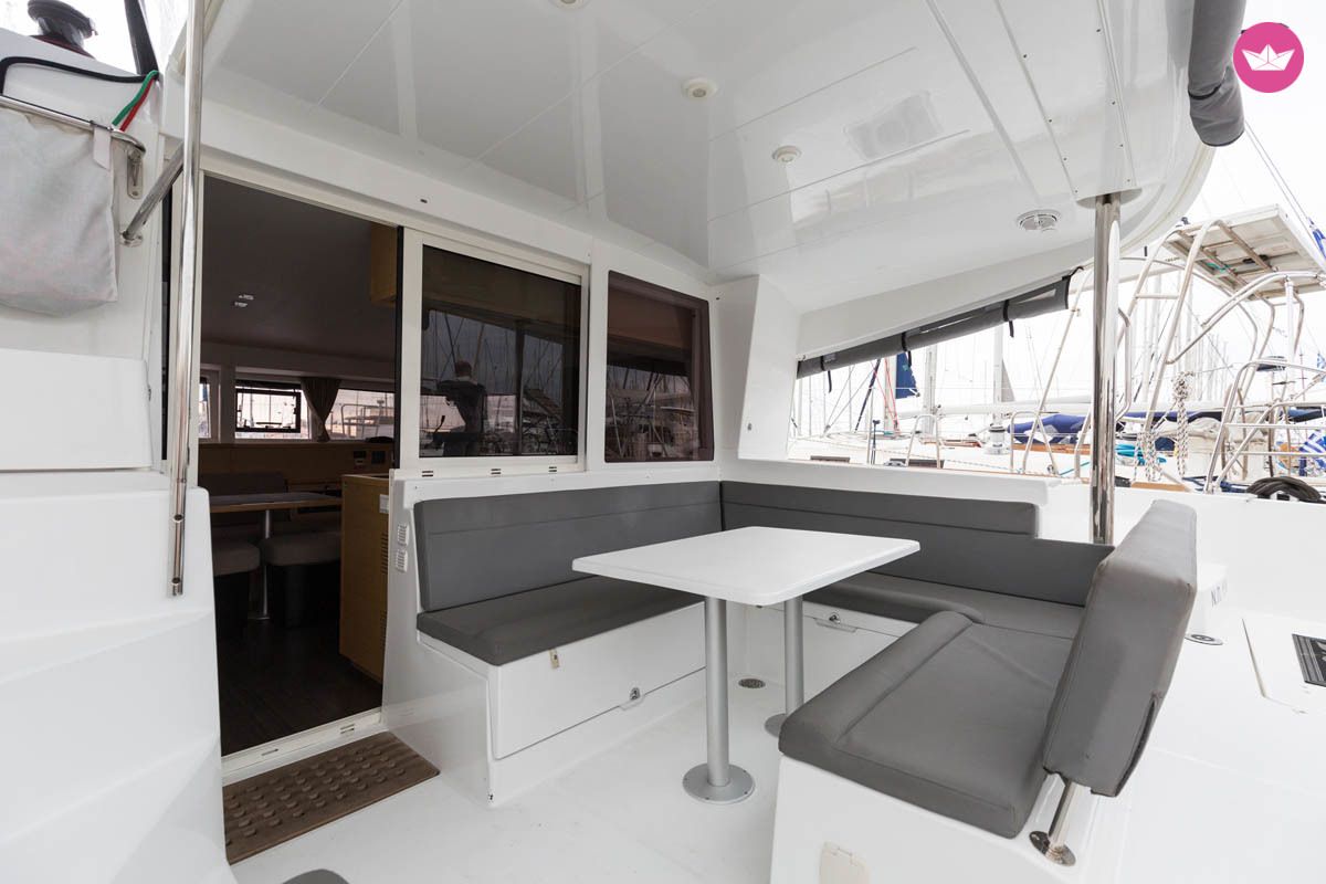 Lagoon 400 S2 Charter in Greece