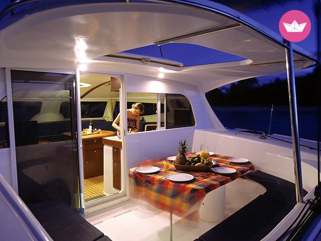 Catamaran NAUTITECH 40 OPEN 11.98m. rental Bormes Les Mimosas