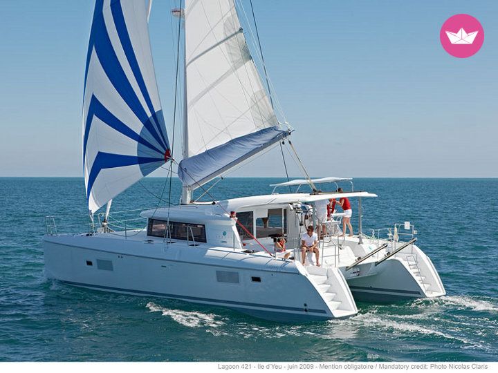 Catamaran LAGOON LAGOON 421 12.61m. Charter in Greece