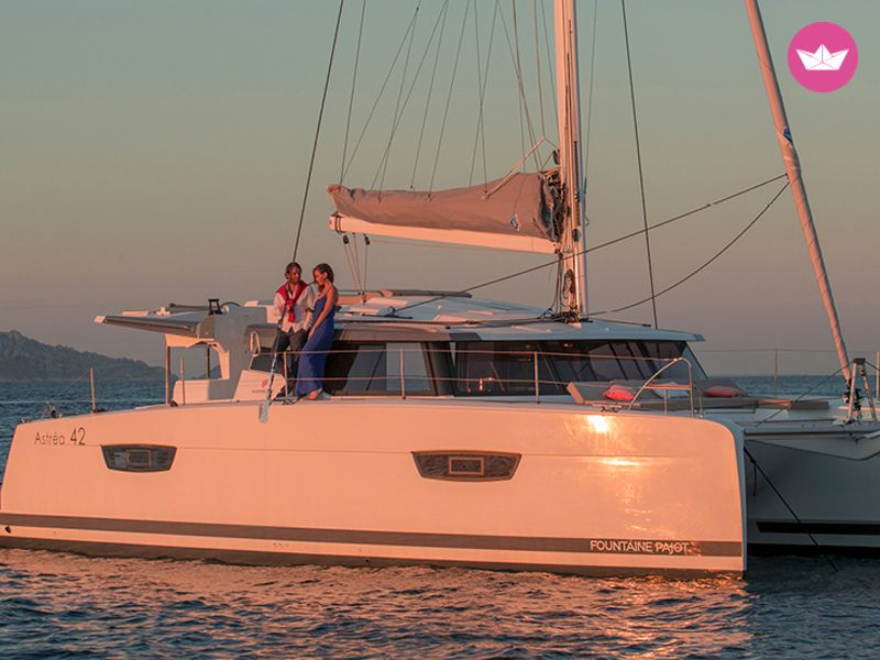 Catamaran FOUNTAINE PAJOT 42 Astrea 13m. rental Lavrio
