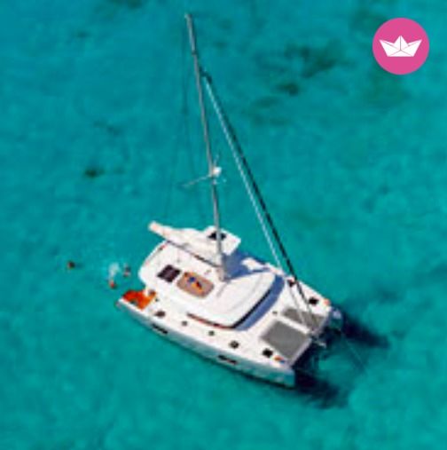 Catamaran Lagoon Catamarans 42 12.8m. Charter in The Bahamas