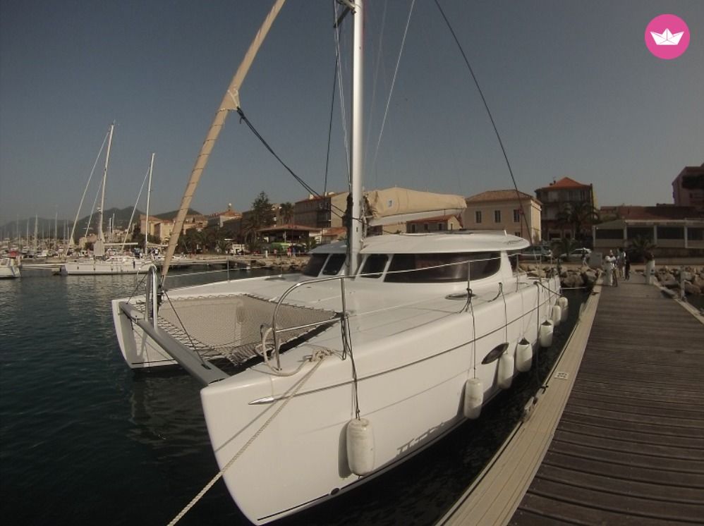 Catamaran FOUNTAINE PAJOT LIPARI 41 11.95m. rental Propriano