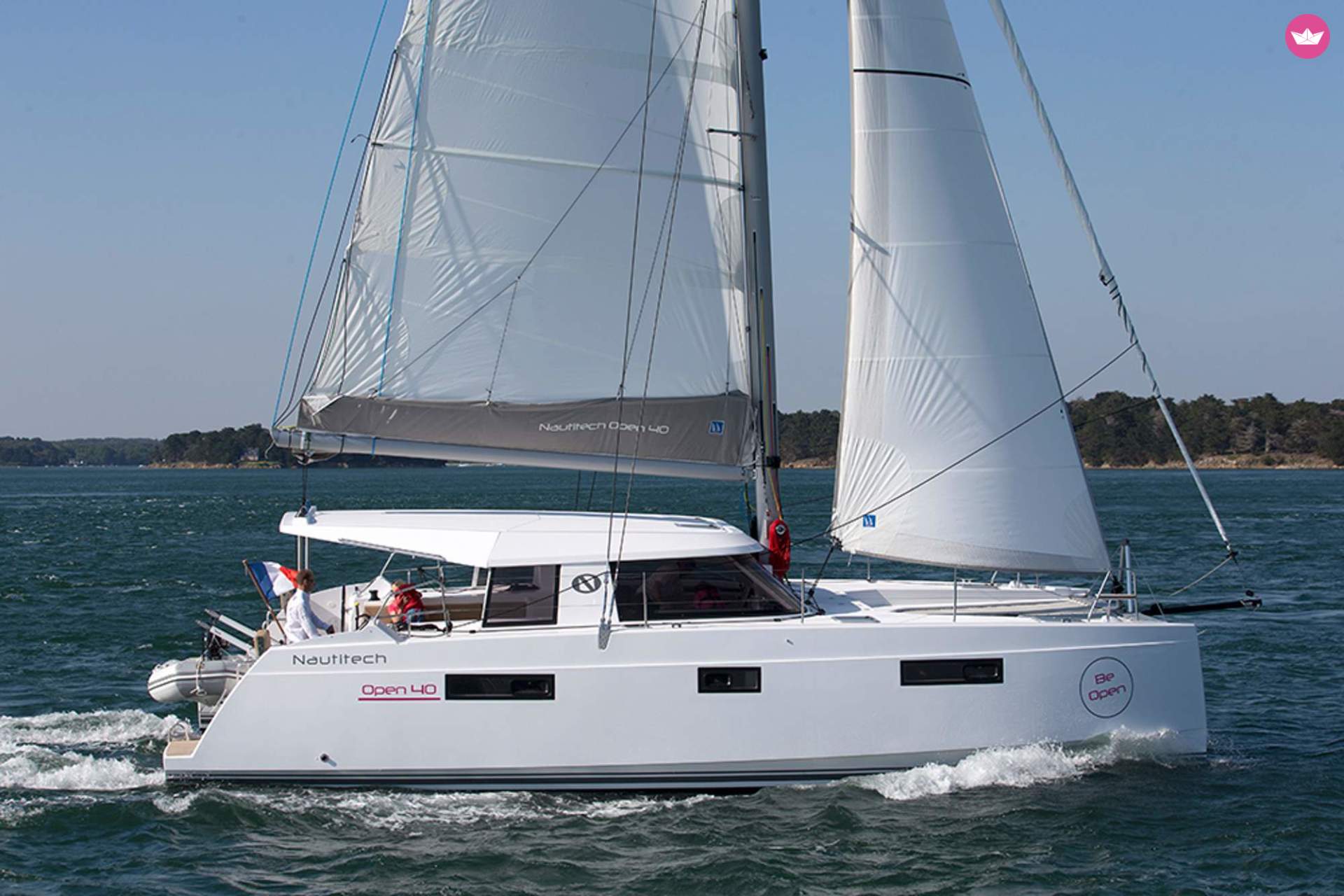 Catamaran BAVARIA Nautitech 40 Open 12m. Charter in Guadeloupe
